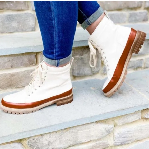 Oasis Society Shoes - Oasis Society Alissa Modern Hiking Boots